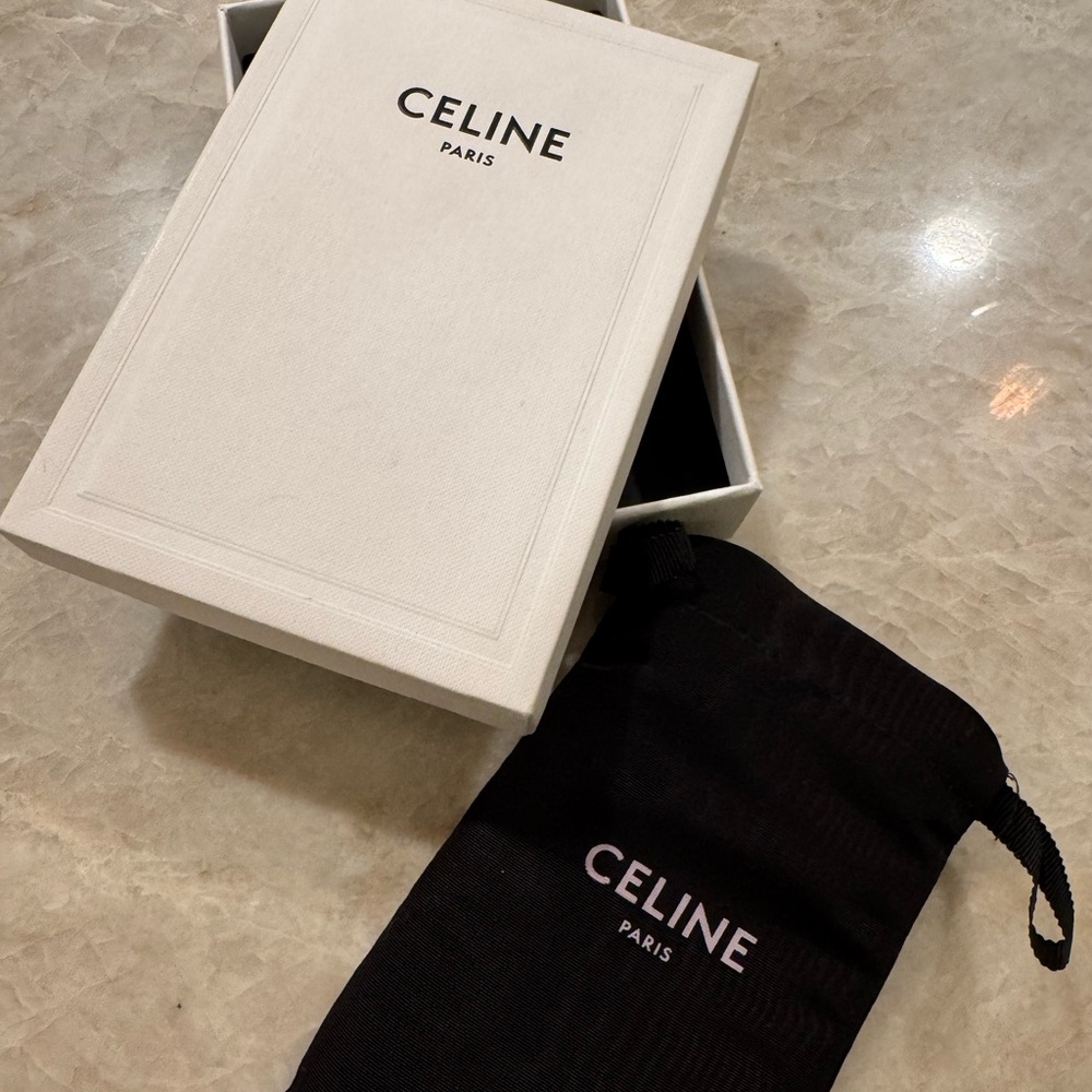 Celine Gold Cuban Link Necklace Statement Piece - Picture 8 of 8